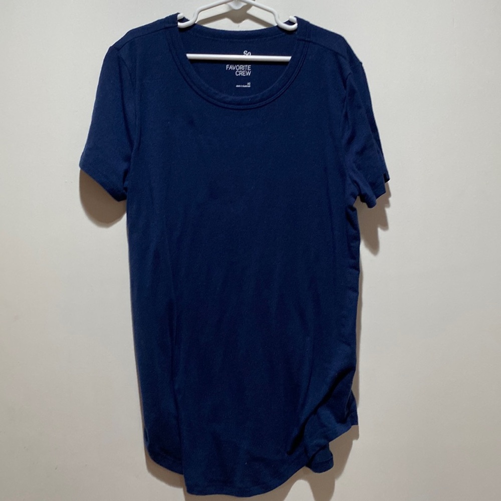 Navy blue shirt sleeve top